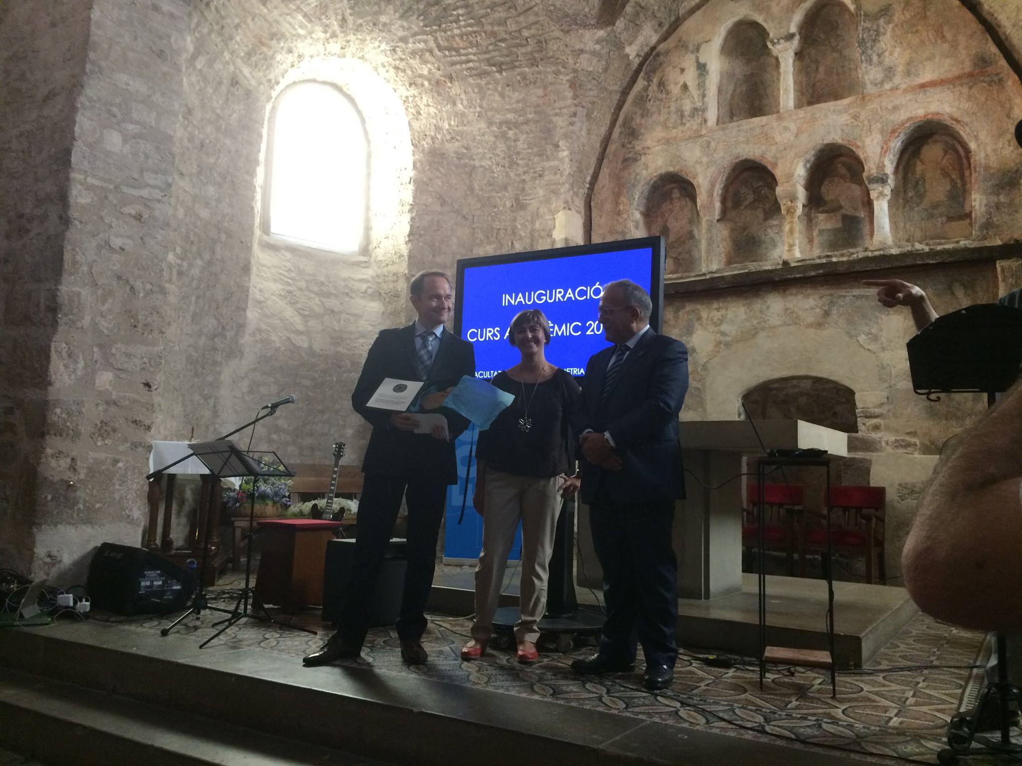 El COOOC, la FOOT i l’ACOTV entreguen el Premi al Millor Optometrista de l’Any a José Manuel González-Méijome