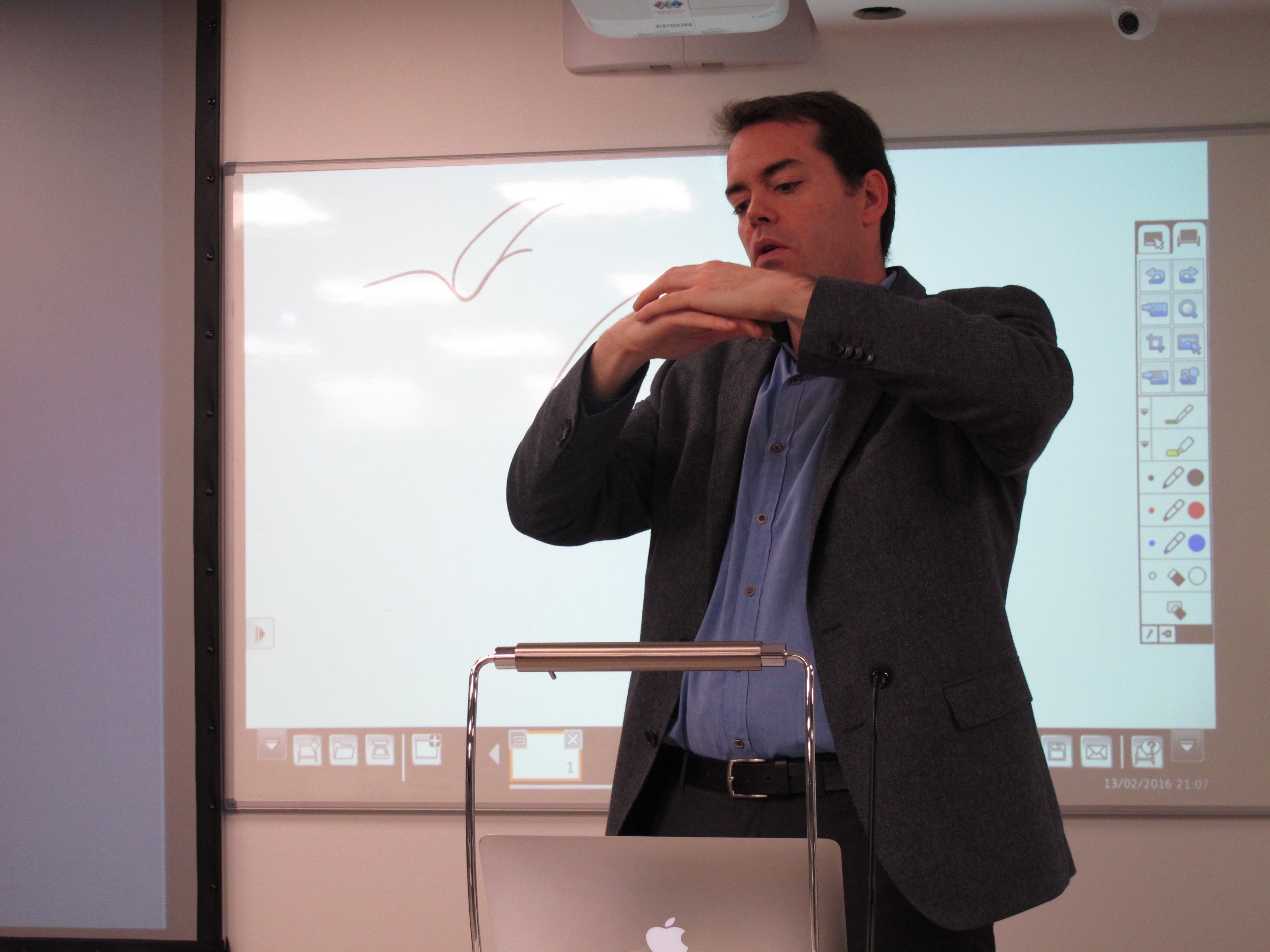 L’òptic optometrista Javier Rojas aconsegueix el Diplomate de Còrnia, Lents de Contacte i Tecnologia Refractives de l’Acadèmia Americana d’Optometria